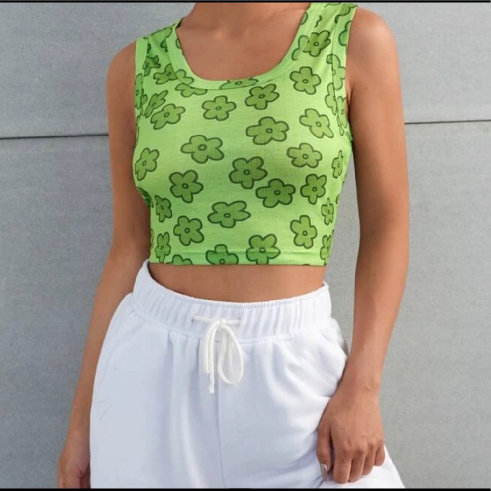 Green flowered crop top